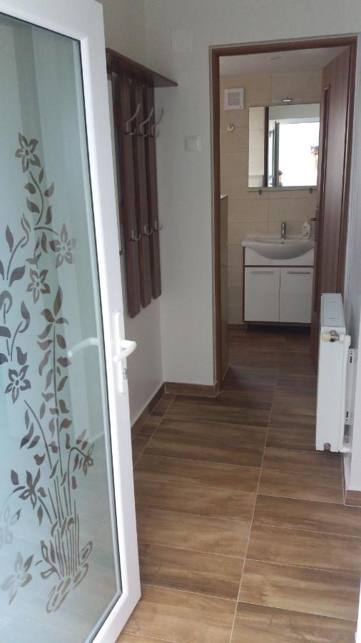 Garsoniera Stefi Apartment Ефорие Суд Екстериор снимка
